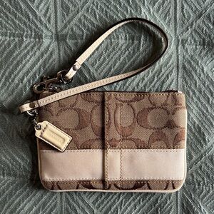 Coach Signature Tan/Cream Wristlet